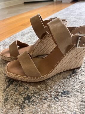 Steve Madden Taupe Espadrille Wedge Sandals